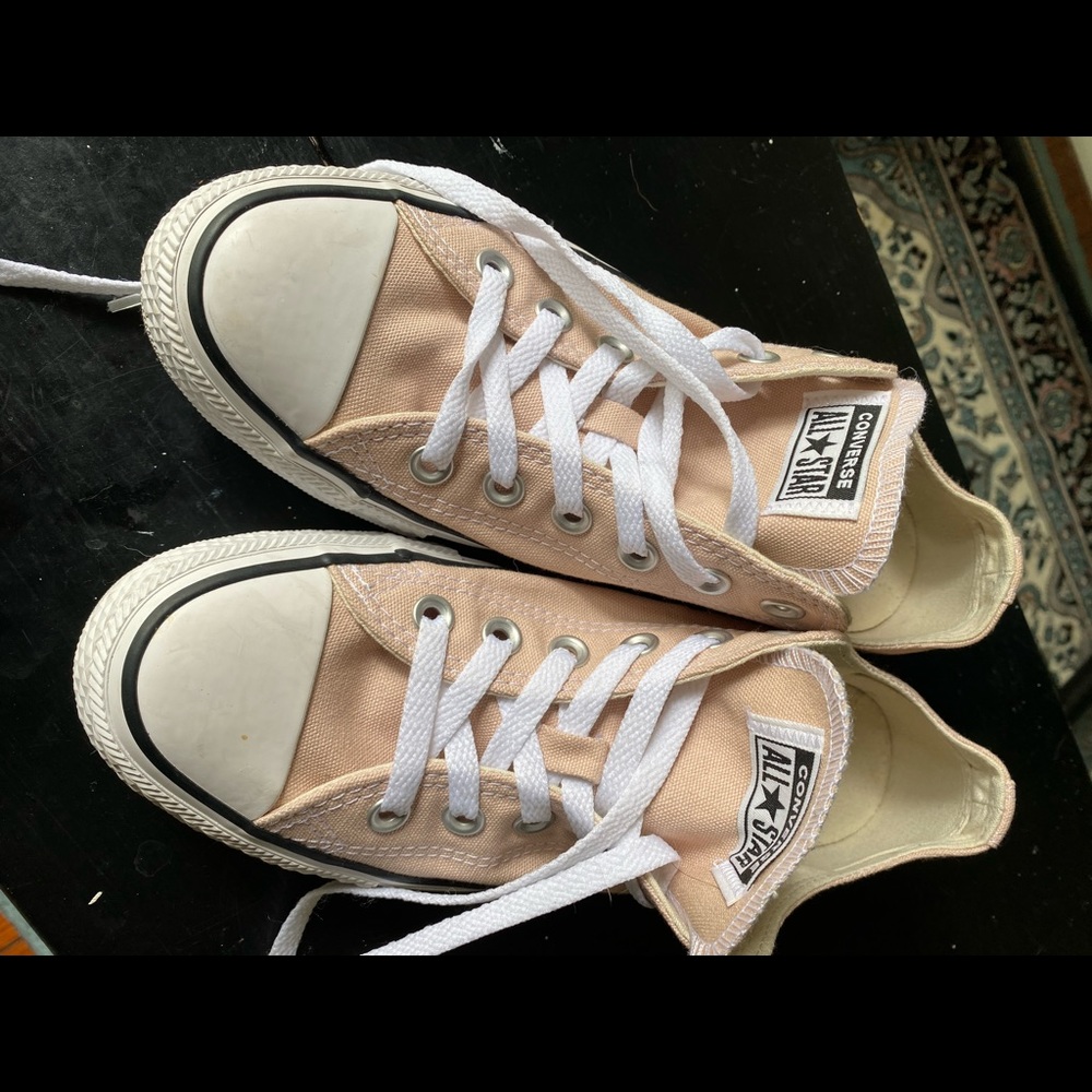 Size 8 Converse